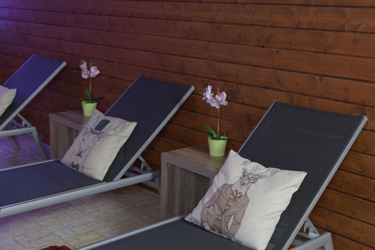 Hotel Kronenhirsch Rußbach am Paß Gschütt Zewnętrze zdjęcie
