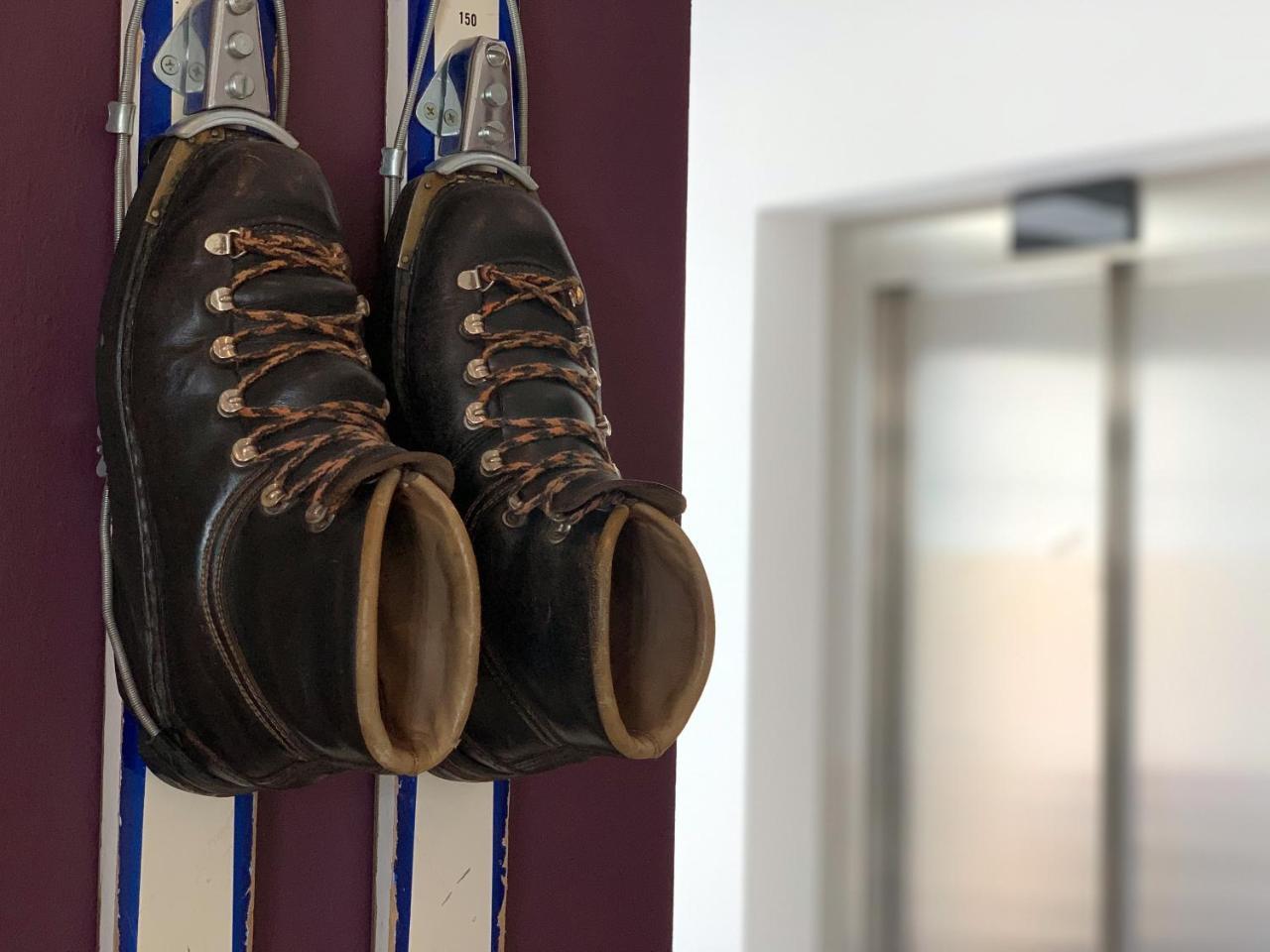 Hotel Kronenhirsch Rußbach am Paß Gschütt Zewnętrze zdjęcie