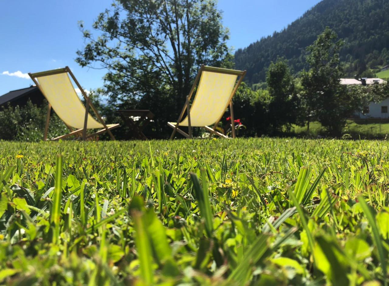 Hotel Kronenhirsch Rußbach am Paß Gschütt Zewnętrze zdjęcie