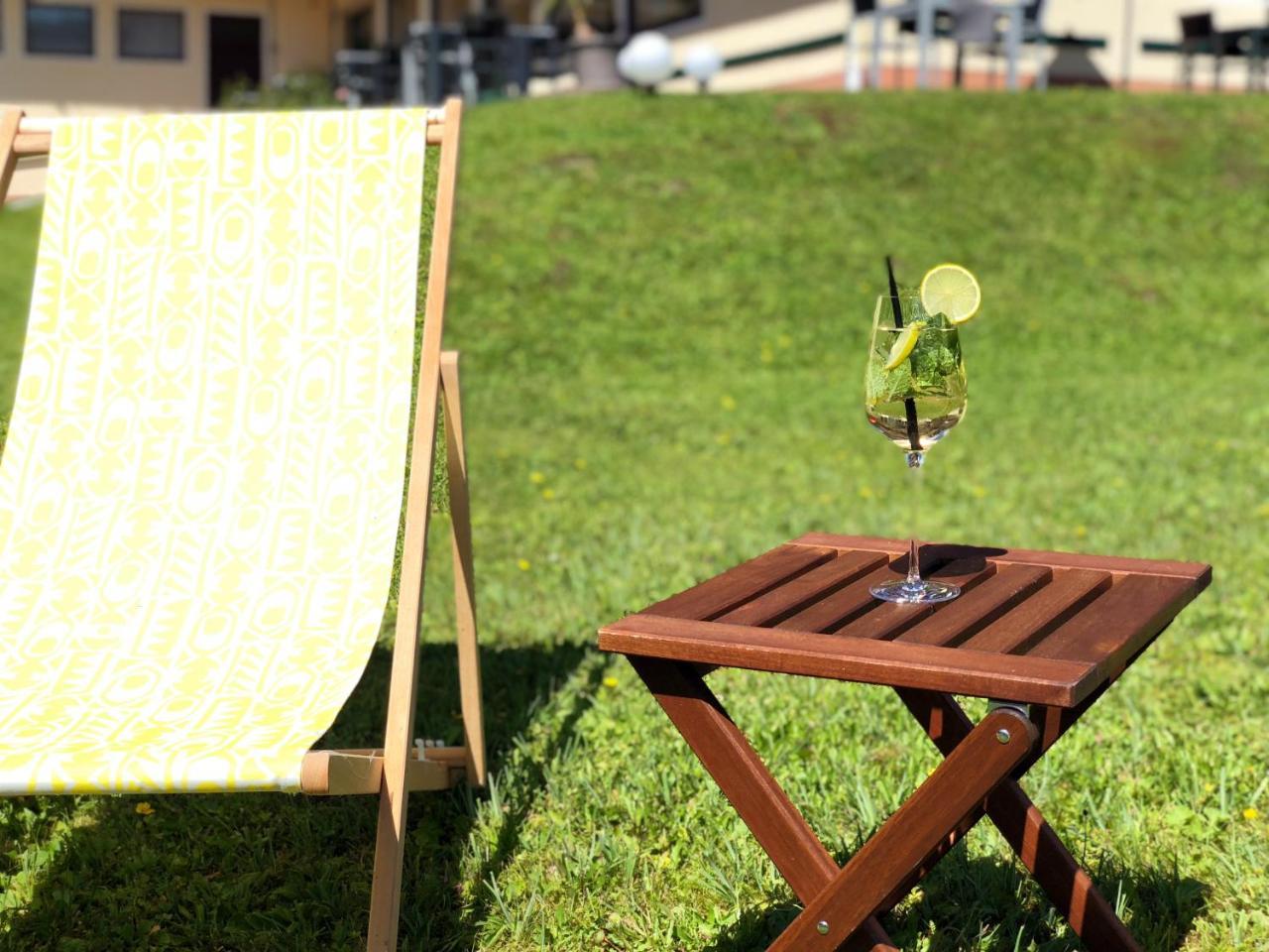 Hotel Kronenhirsch Rußbach am Paß Gschütt Zewnętrze zdjęcie